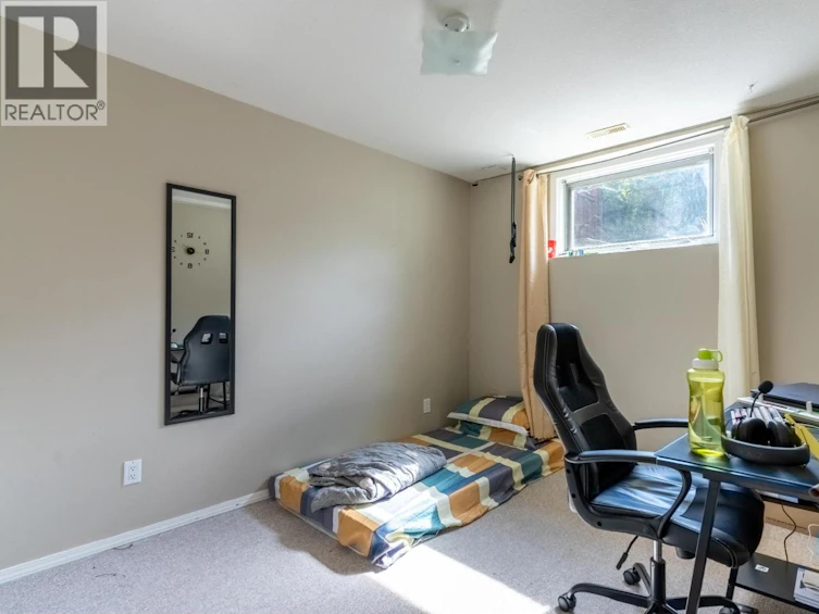 935 Dominion Street, Kamloops, BC, V2C 2Y3 - 20
