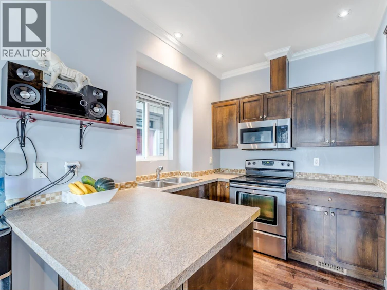 102-454 West Westminster Avenue, Penticton, BC, V2A 1K5 - 9