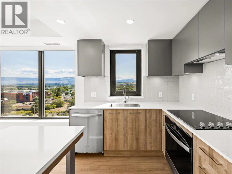 1302-3699 Capozzi Road, Kelowna, BC, V1W 0G3 - 3