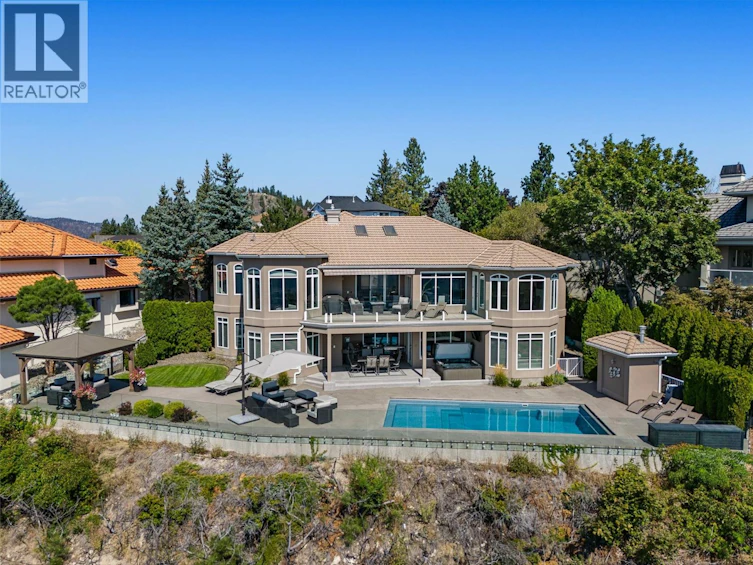 994 Skeena Drive, Kelowna, BC, V1V 2K7 - 2