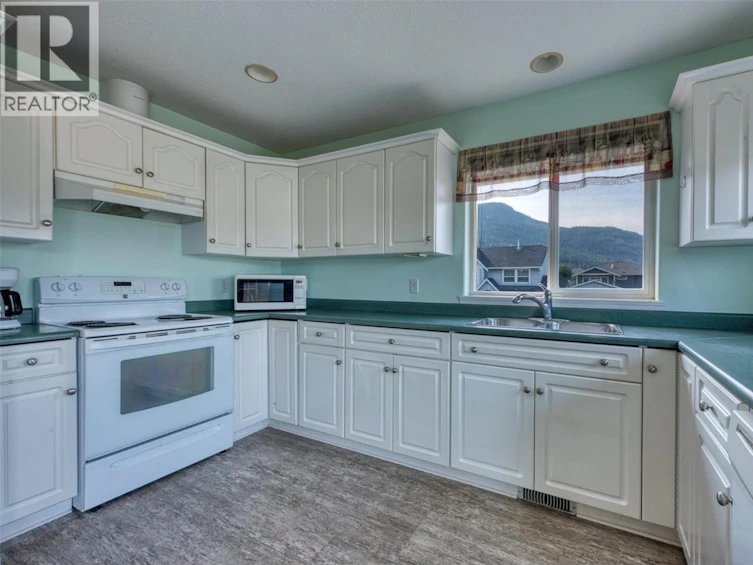 2031 Game Court, Armstrong, BC, V0E 1B1 - 21