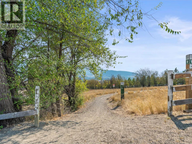 308 Cypress Drive, Coldstream, BC, V1B 2Y1 - 67