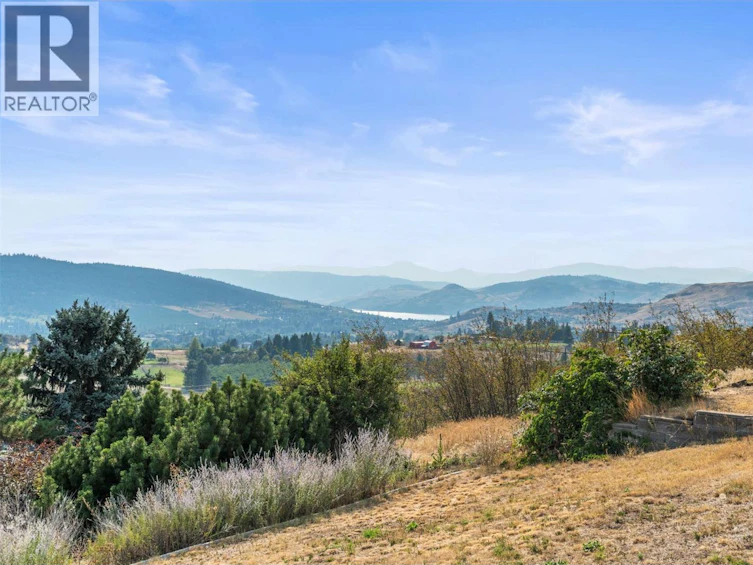308 Cypress Drive, Coldstream, BC, V1B 2Y1 - 7