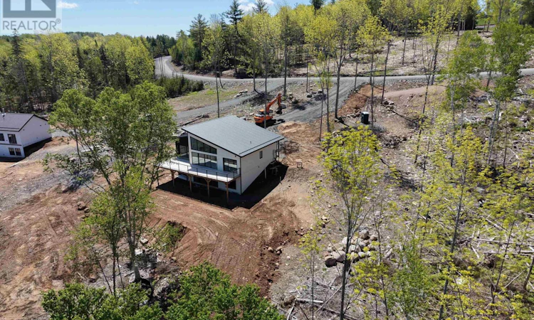 33 Sweetland Road
