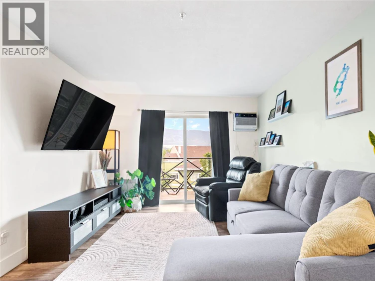 309-256 Hastings Avenue, Penticton, BC, V2A 5Z7 - 7