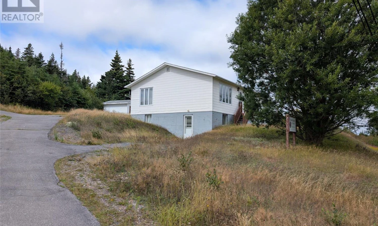 34 Church Hill