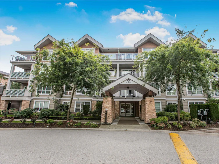 209-6430 194 Street, Surrey, BC, V4N 6J7