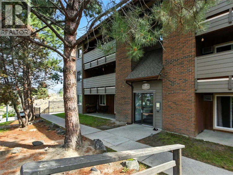 306-44 S Whiteshield Crescent, Kamloops, BC, V2E 2J1