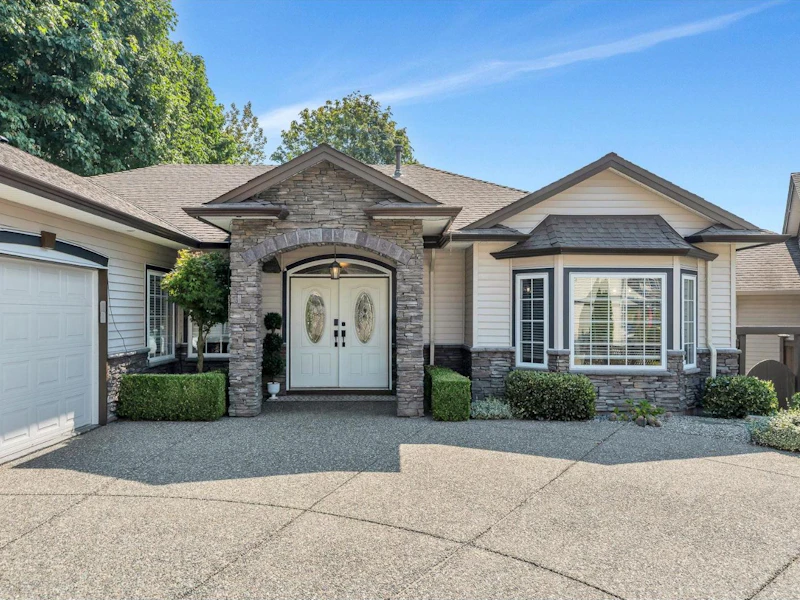 32477 W Bobcat Drive, Mission BC V2V 7P7
