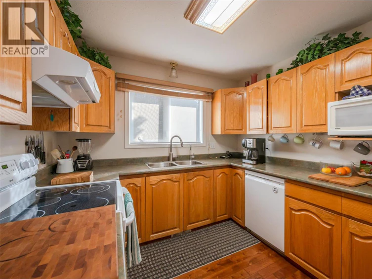 8518 Primrose Lane, Osoyoos, BC, V0H 1V1 - 16