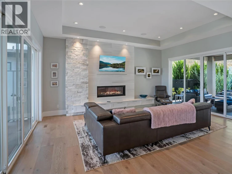 5697 Jasper Way, Kelowna, BC, V1W 5L7 - 17