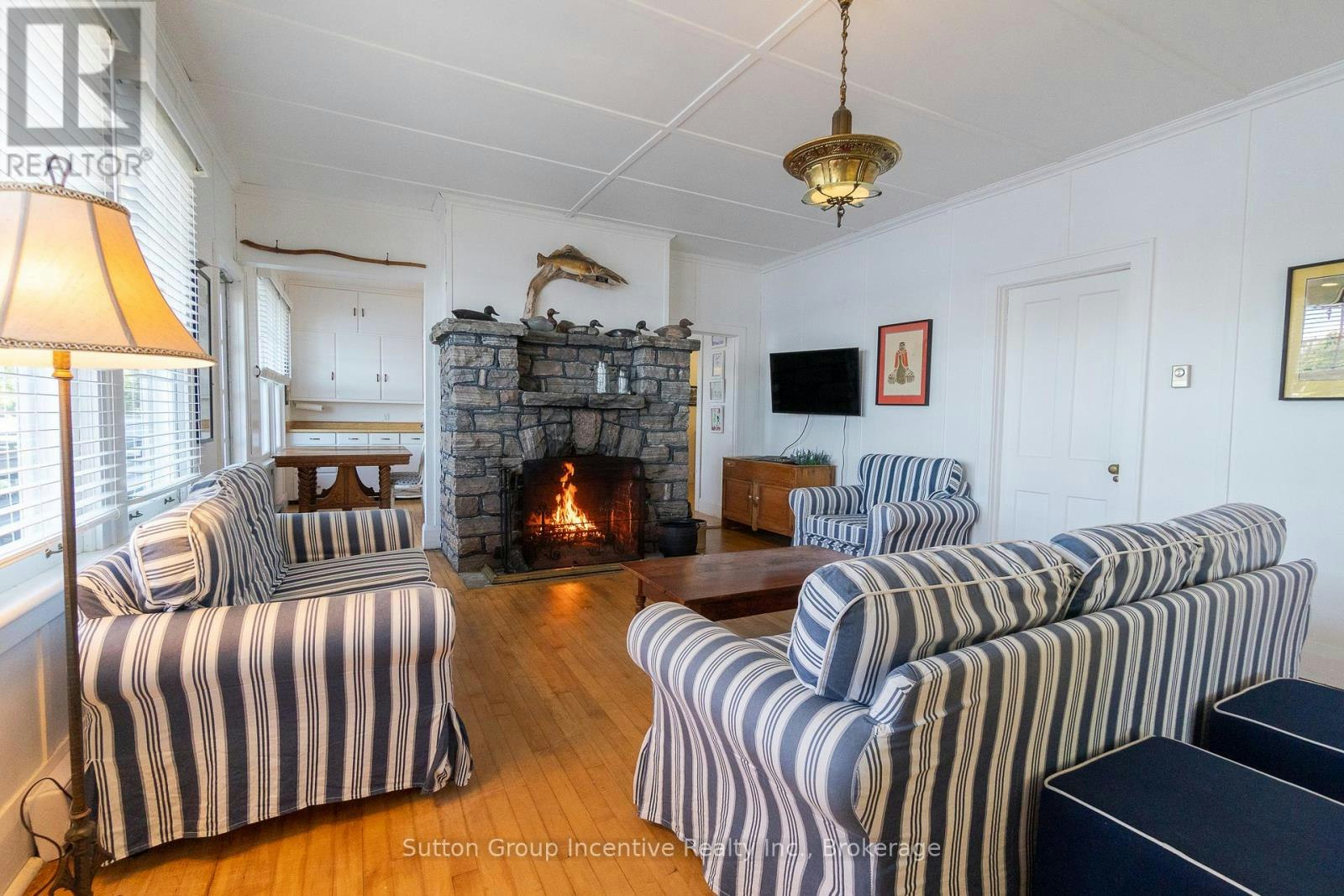 12 Ouno Island, Muskoka Lakes, ON, P0B 1J0 - 25