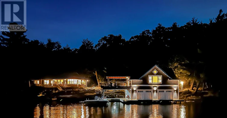 12 Ouno Island, Muskoka Lakes, ON, P0B 1J0