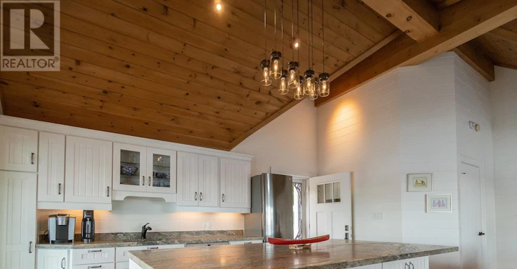 12 Ouno Island, Muskoka Lakes, ON, P0B 1J0 - 12