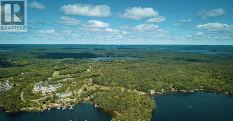 12 Ouno Island, Muskoka Lakes, ON, P0B 1J0 - 47