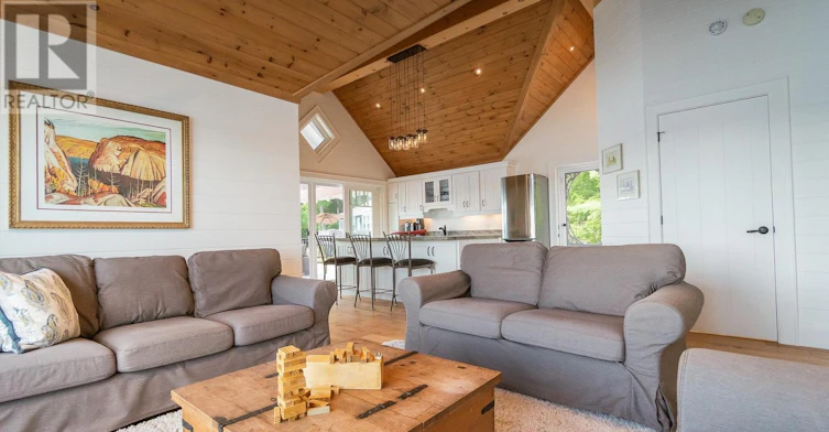 12 Ouno Island, Muskoka Lakes, ON, P0B 1J0 - 14