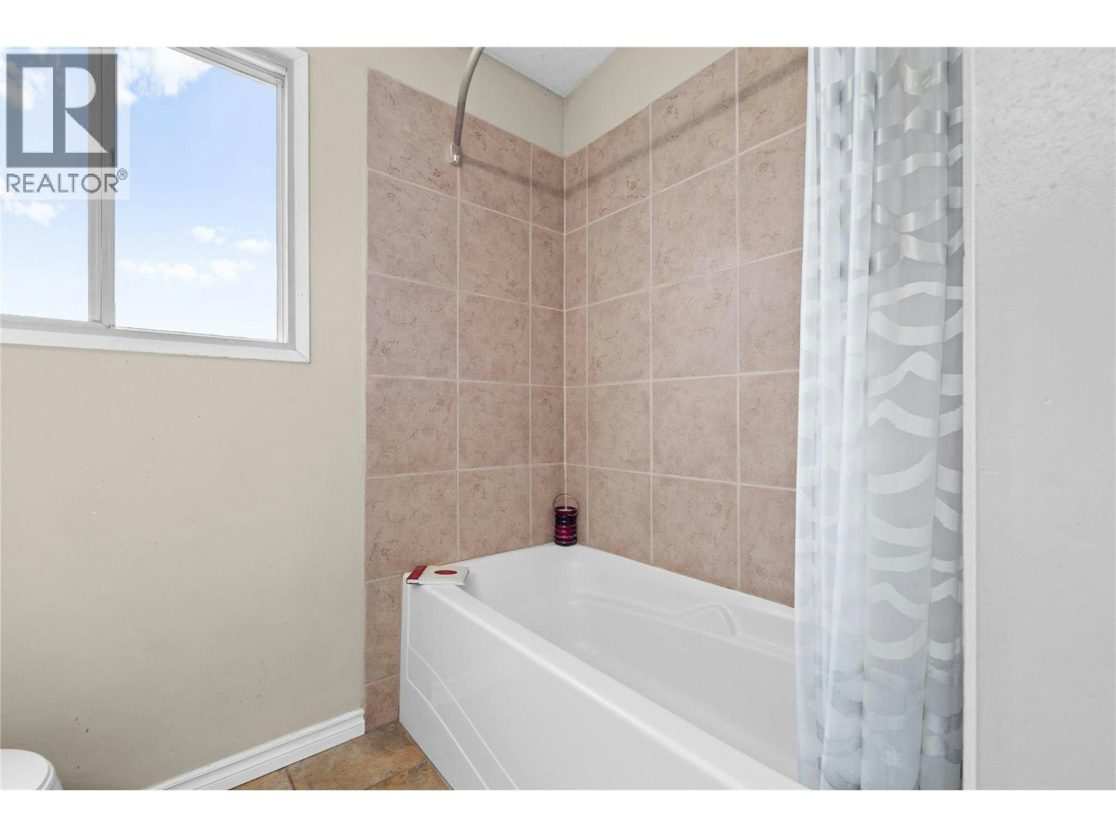 765 Wayne Road, Kelowna, BC, V1X 4L9 - 20