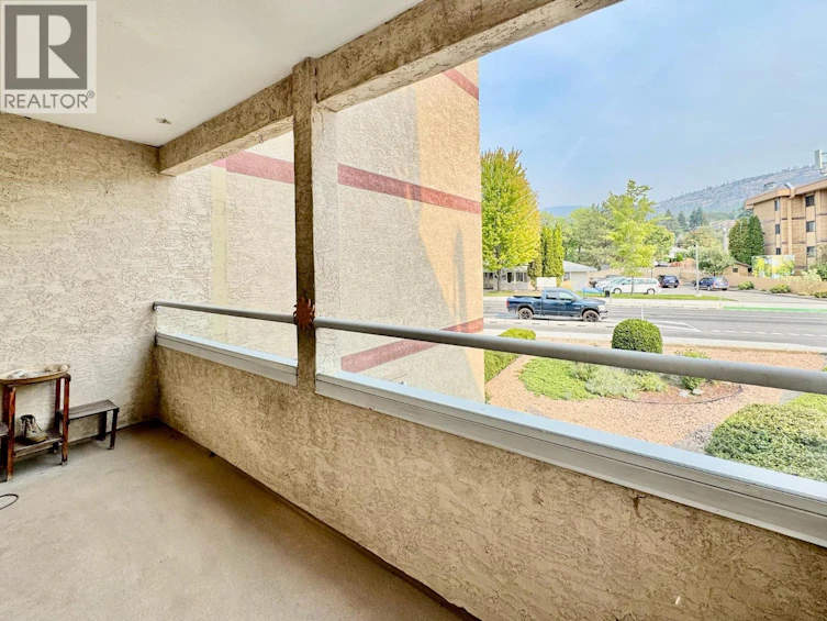 204-2401 SOUTH Main Street, Penticton, BC, V2A 5J1 - 32