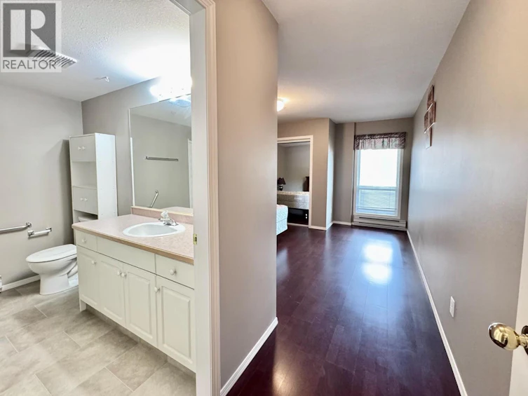 204-2401 SOUTH Main Street, Penticton, BC, V2A 5J1 - 30