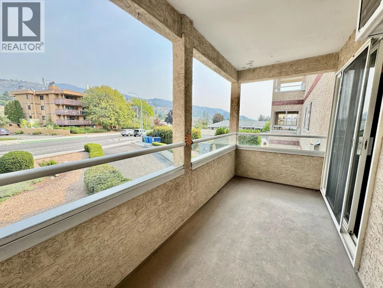 204-2401 SOUTH Main Street, Penticton, BC, V2A 5J1 - 31