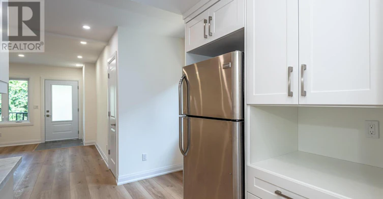 2-45 Astoria Avenue, Toronto, ON, M6N 2V6 - 10