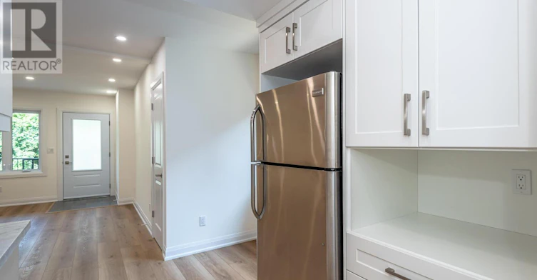 2-45 Astoria Avenue, Toronto, ON, M6N 2V6 - 10
