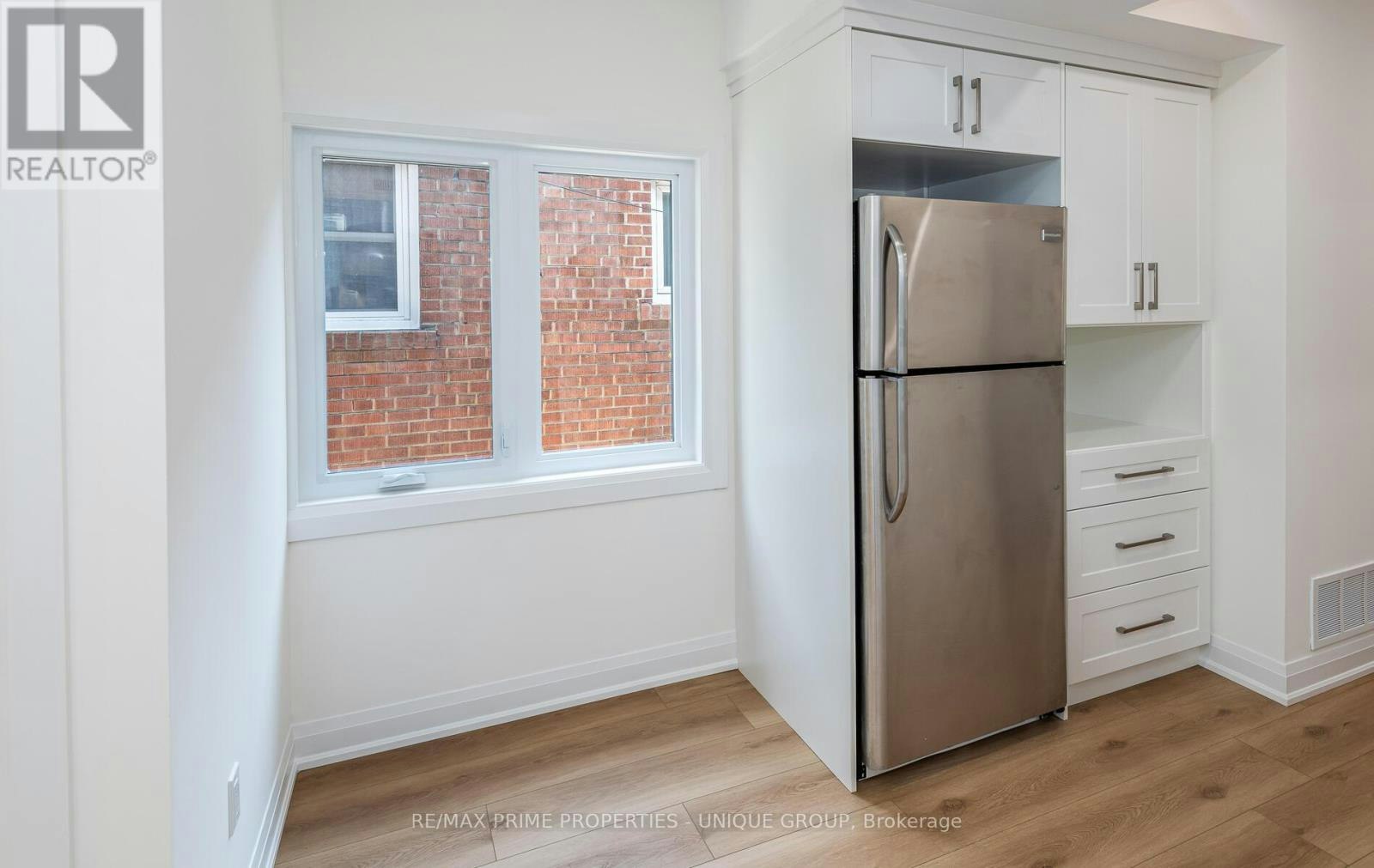 2-45 Astoria Avenue, Toronto, ON, M6N 2V6 - 11