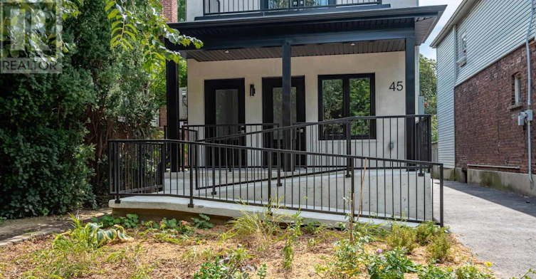 2-45 Astoria Avenue, Toronto, ON, M6N 2V6 - 2