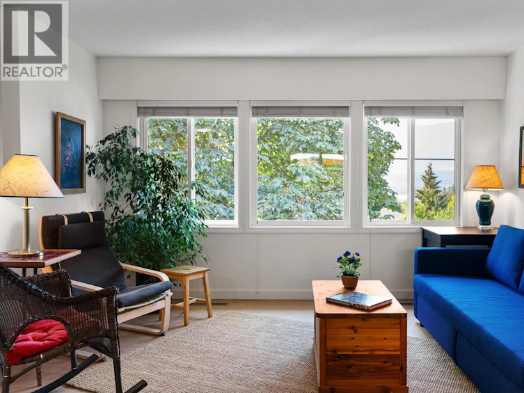 490 Southeast 6 Street, Salmon Arm, BC, V1E 4E9 - 17