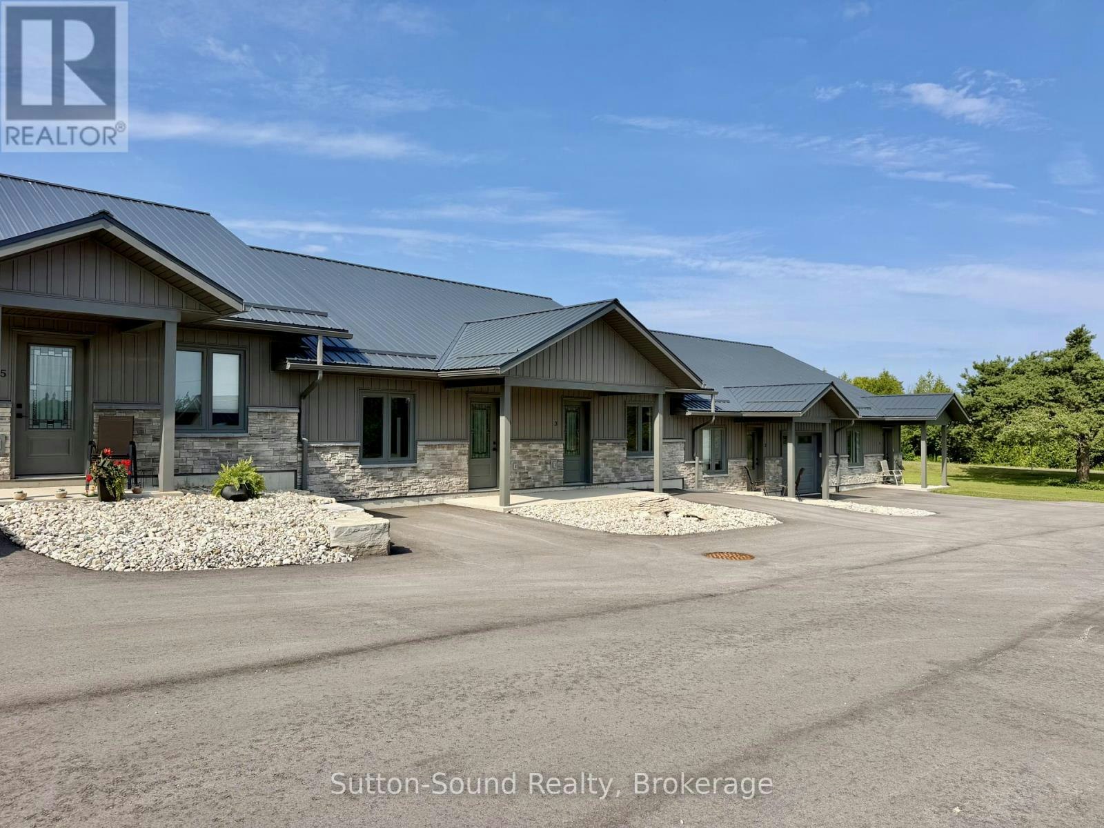 3-18 Maple Golf Crescent, Northern Bruce Peninsula, ON, N0H 2R0 - 2