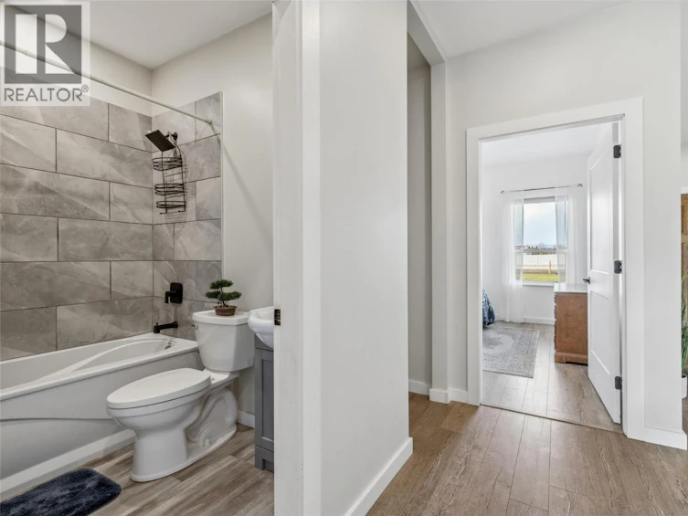 2411 Harding Road, Armstrong, BC, V4Y 0V9 - 29