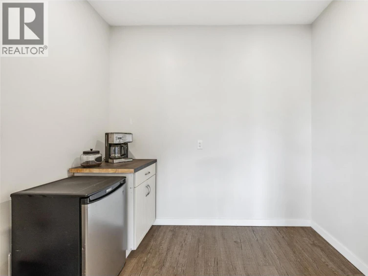 2411 Harding Road, Armstrong, BC, V4Y 0V9 - 36