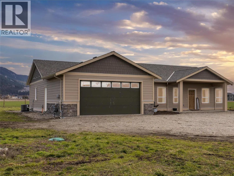 2411 Harding Road, Armstrong, BC, V4Y 0V9