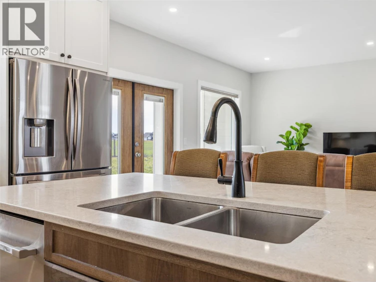 2411 Harding Road, Armstrong, BC, V4Y 0V9 - 12