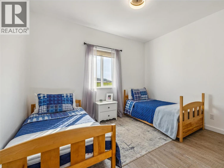 2411 Harding Road, Armstrong, BC, V4Y 0V9 - 32