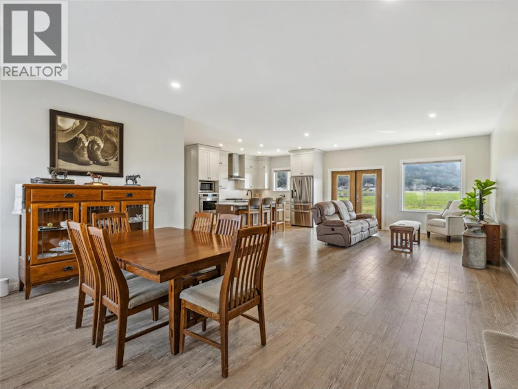 2411 Harding Road, Armstrong, BC, V4Y 0V9 - 10