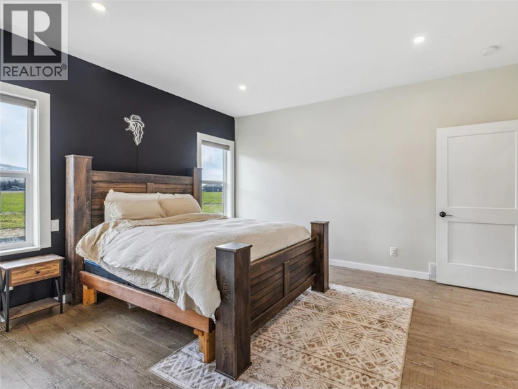 2411 Harding Road, Armstrong, BC, V4Y 0V9 - 23