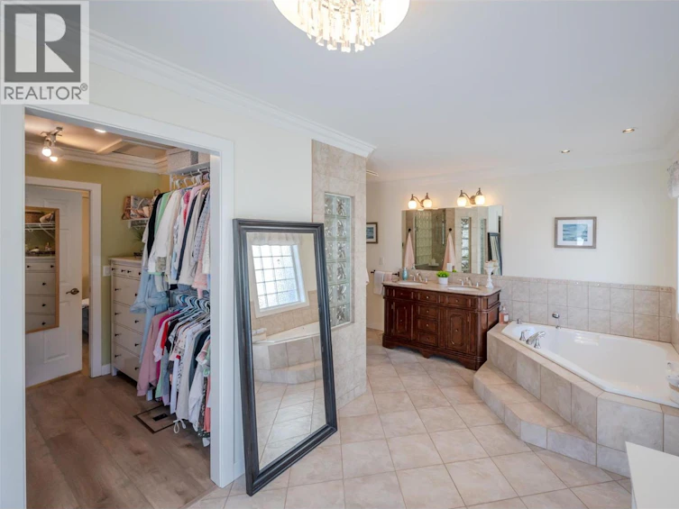 115 Elm Avenue, Penticton, BC, V2A 3W1 - 43