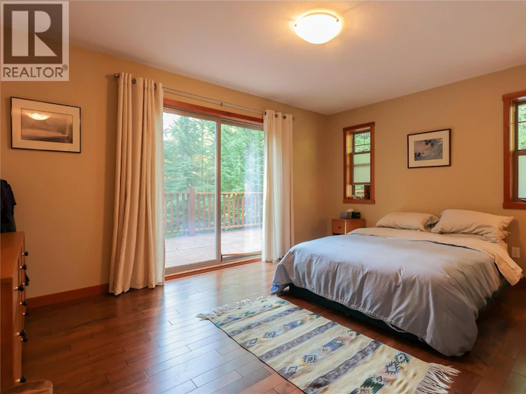 2663 Storbo Heights Road, Slocan Park, BC, V0G 2E0 - 16