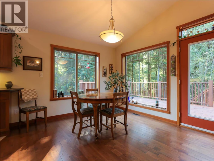 2663 Storbo Heights Road, Slocan Park, BC, V0G 2E0 - 9
