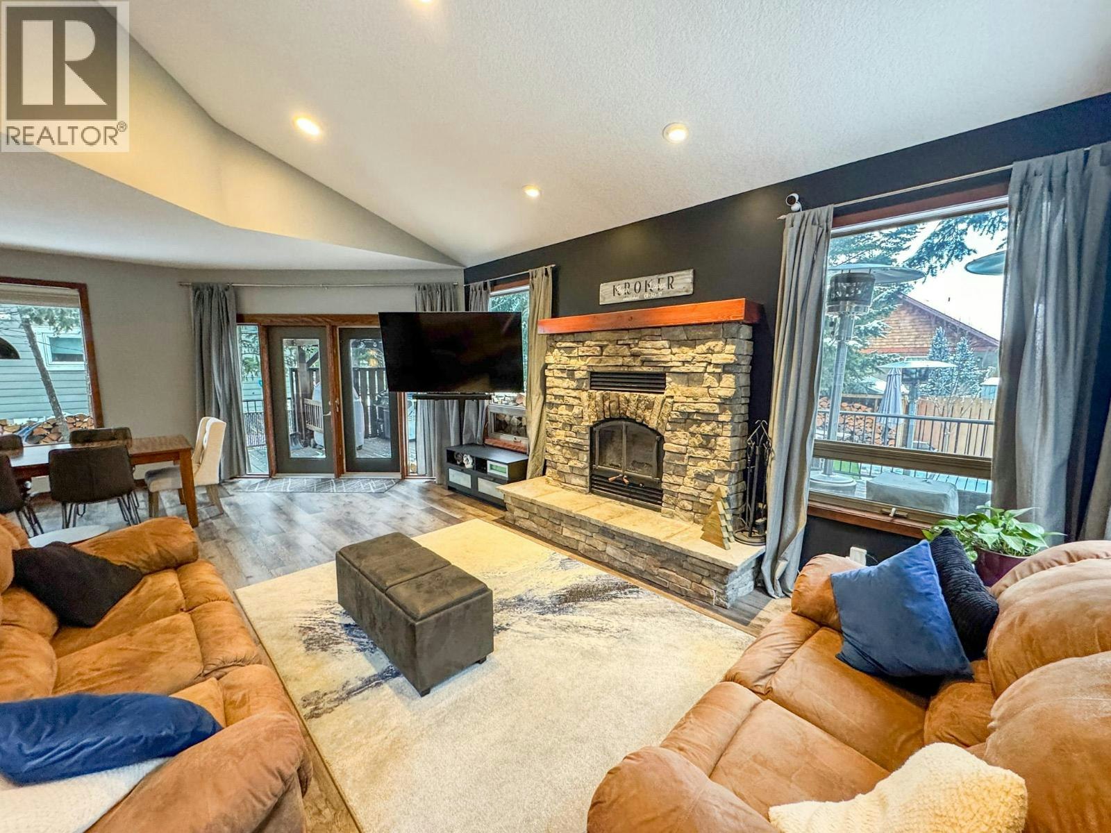 88 Invermere Real Estate Listings & Houses for Sale - REW
