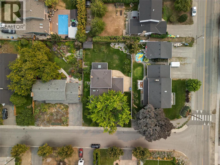 4495 Swaisland Road, Kelowna, BC, V1W 1Y8 - 32