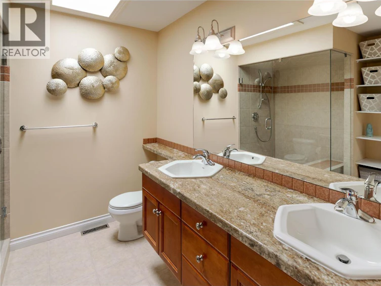 111-2455 Quail Ridge Boulevard, Kelowna, BC, V1V 2S8 - 15