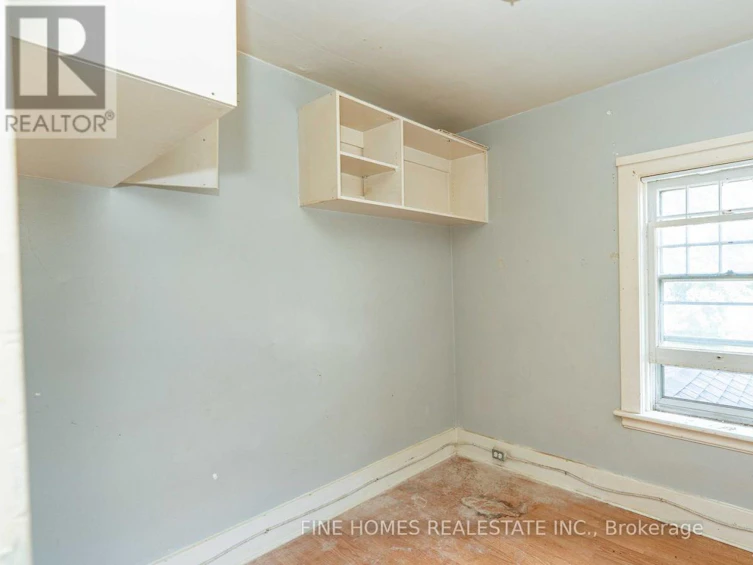175 Stewart Street, Peterborough, ON, K9J 3M4 - 2