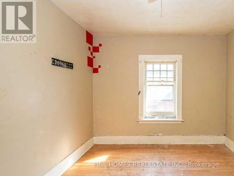 175 Stewart Street, Peterborough, ON, K9J 3M4 - 4