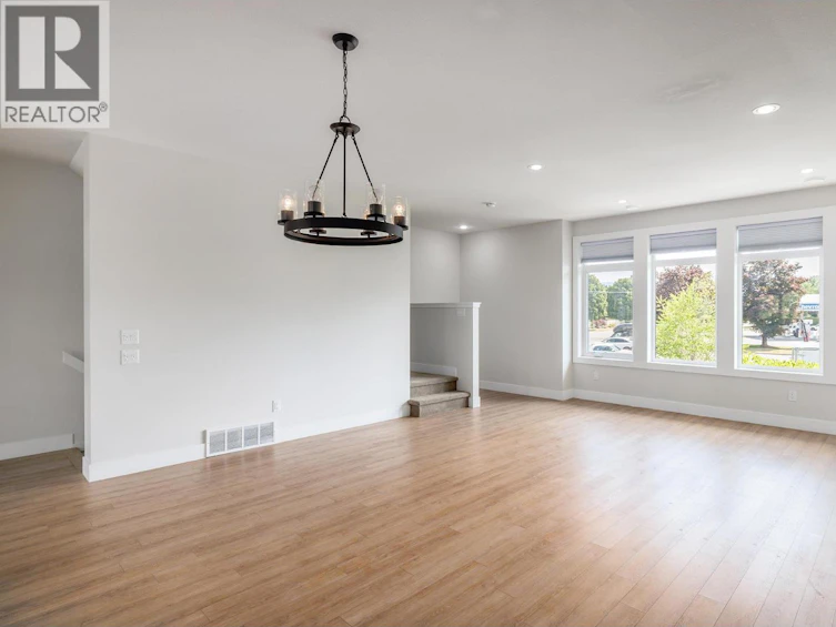 3-1102 Cameron Avenue, Kelowna, BC, V1Y 0B2 - 2