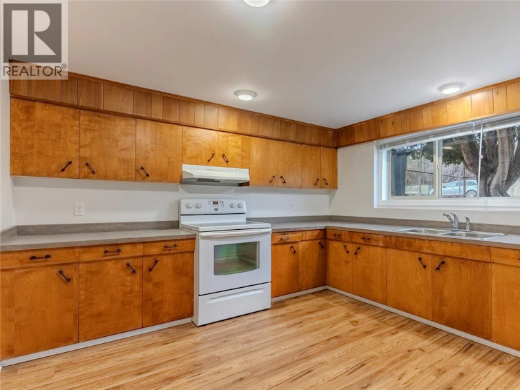 702 Brink Street, Ashcroft, BC, V0K 1A0 - 24