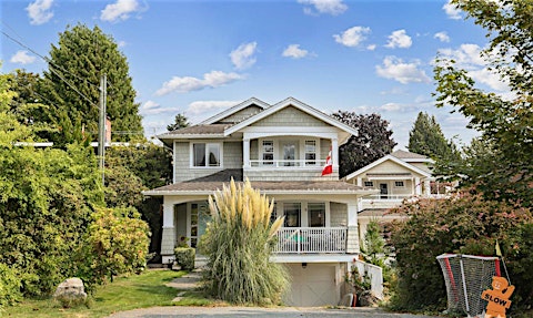 942 Maple, Surrey, BC, V4B 4M5