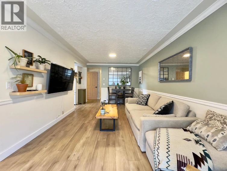 1150 Mcpherson Place, Penticton, BC, V2A 3Y3 - 5