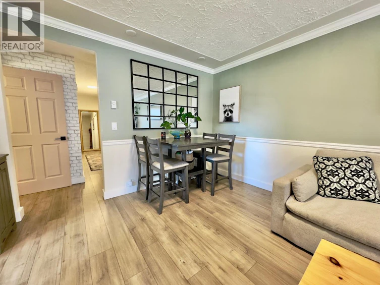 1150 Mcpherson Place, Penticton, BC, V2A 3Y3 - 9